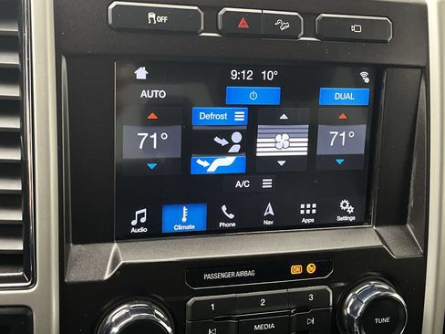 Used 2019 Ford F250 Lariat w/ Chrome Package image 21
