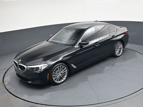 Used 2020 BMW 530i w/ Convenience Package image 26