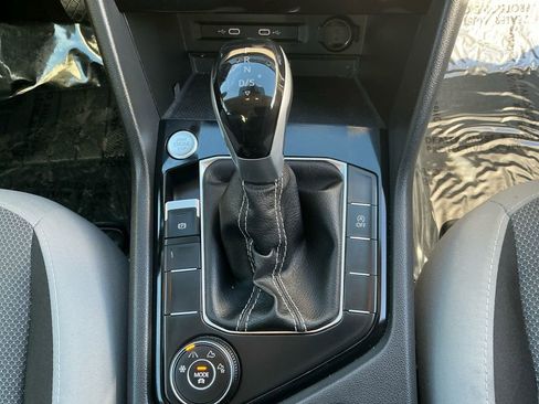 Used 2024 Volkswagen Taos S image 17