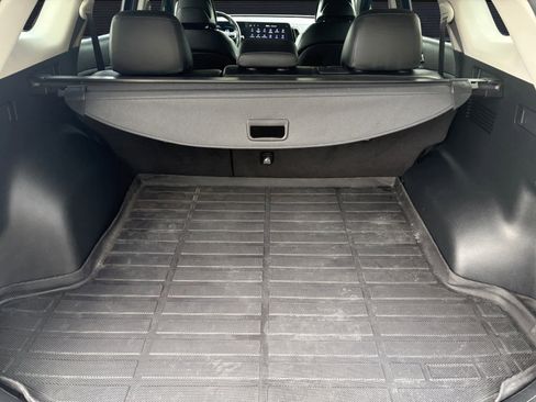 Used 2024 Kia Sportage EX FWD image 11