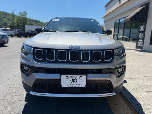 Used 2024 Jeep Compass Limited AWD/4WD image 7