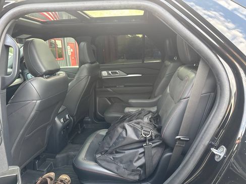 Used 2025 Ford Explorer ST AWD/4WD image 56