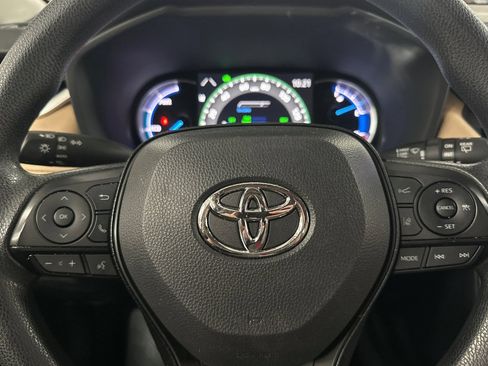 Certified 2025 Toyota RAV4 XLE AWD/4WD image 36