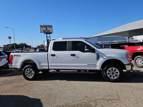Used 2022 Ford F250 XL w/ STX Appearance Package AWD/4WD image 9