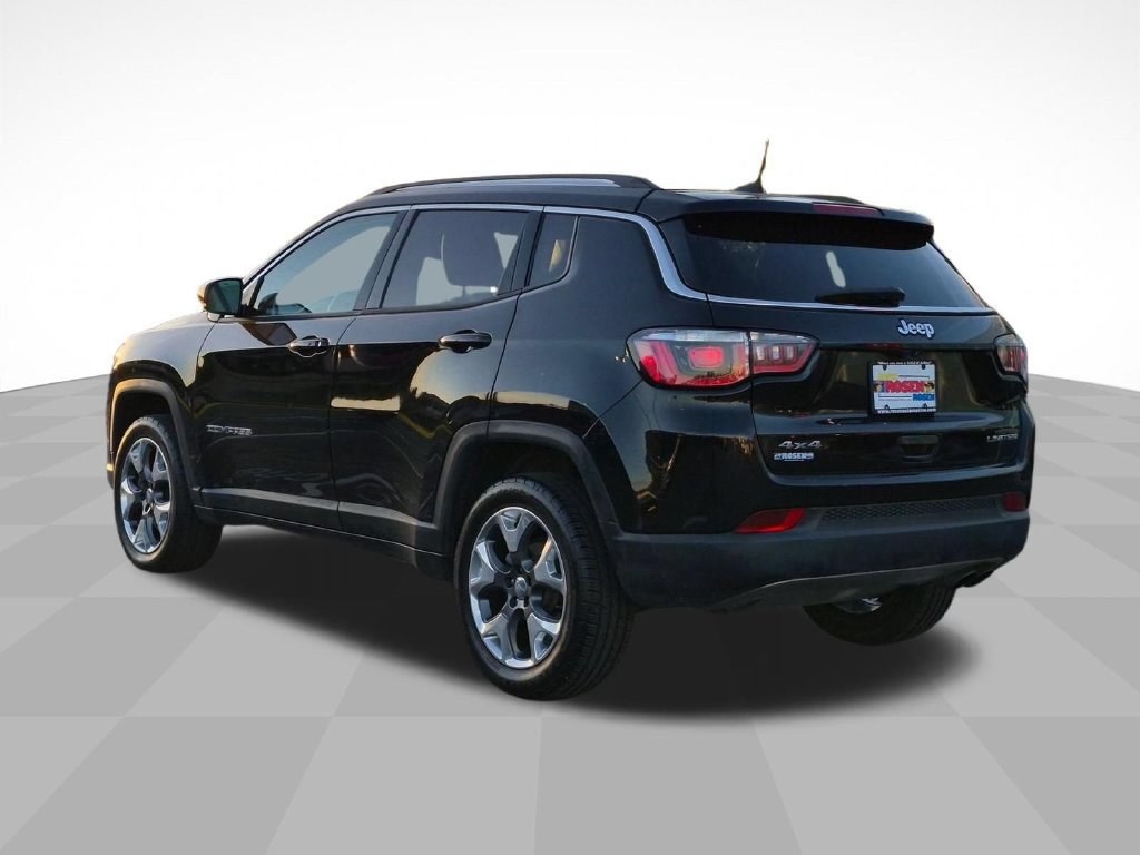 Used 2019 Jeep Compass Limited AWD/4WD image 5