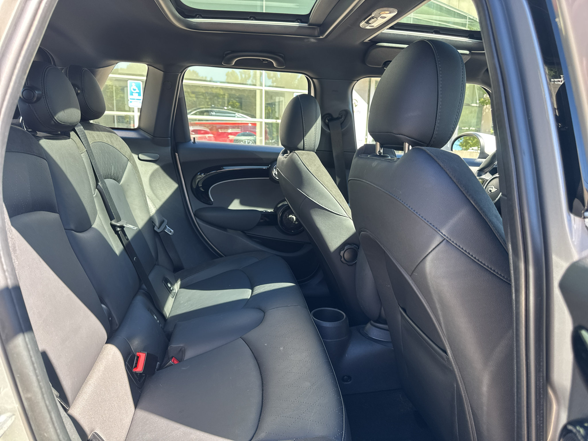 Used 2024 MINI Cooper S FWD image 29