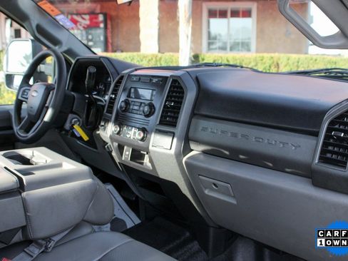 Used 2018 Ford F350 XL image 33