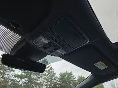 Used 2023 Honda Odyssey Sport image 30