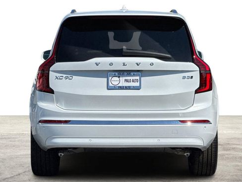 Used 2026 Volvo XC90 B5 Core w/ Protection Package image 7
