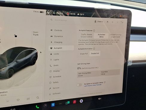 Used 2025 Tesla Model Y Performance AWD/4WD image 27