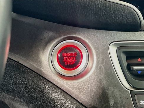 Used 2021 Honda Pilot Special Edition image 19