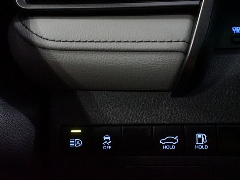 Certified 2024 Toyota Camry SE FWD image 23