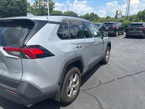 Used 2024 Toyota RAV4 XLE FWD image 8