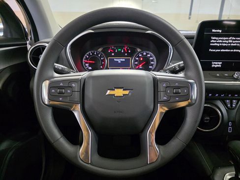 New 2026 Chevrolet Blazer LT w/ Convenience Package FWD image 29
