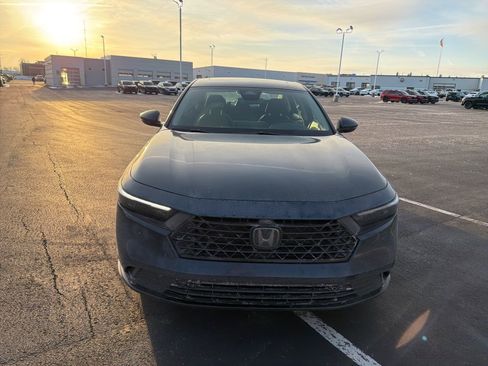 Used 2024 Honda Accord EX-L image 9