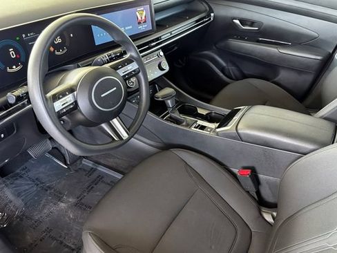 Used 2025 Hyundai Tucson SEL FWD image 10
