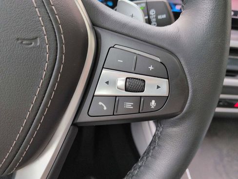 Used 2025 BMW X5 xDrive50e w/ Executive Package image 27