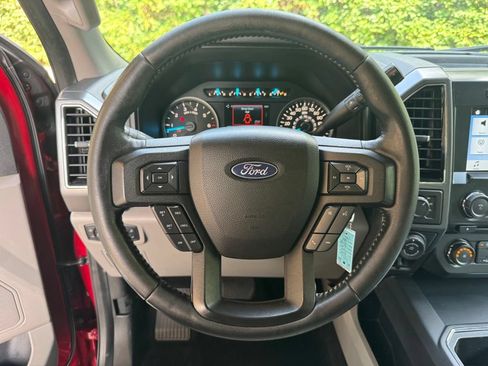 Used 2018 Ford F150 XLT w/ Equipment Group 301A Mid AWD/4WD image 25