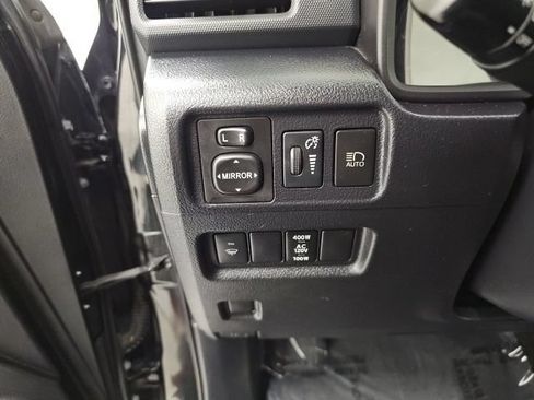 Used 2021 Toyota 4Runner SR5 AWD/4WD image 17
