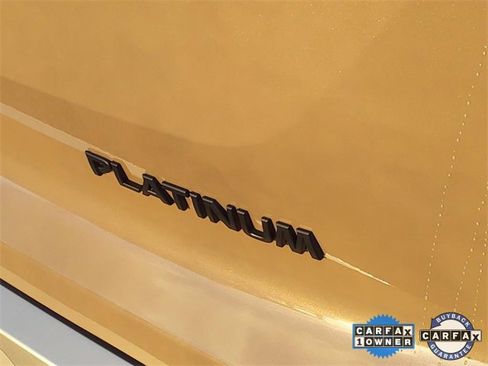 Certified 2024 Nissan Pathfinder Platinum w/ Black Appearance Package image 4