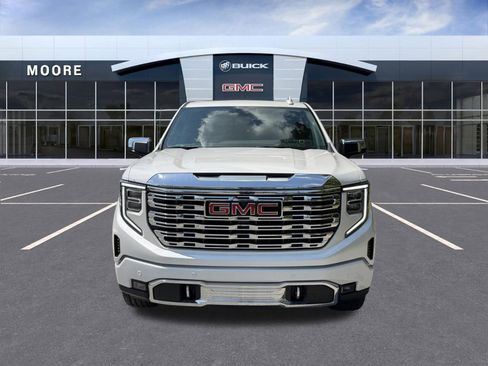 Used 2024 GMC Sierra 1500 Denali w/ Denali Reserve Package AWD/4WD image 3