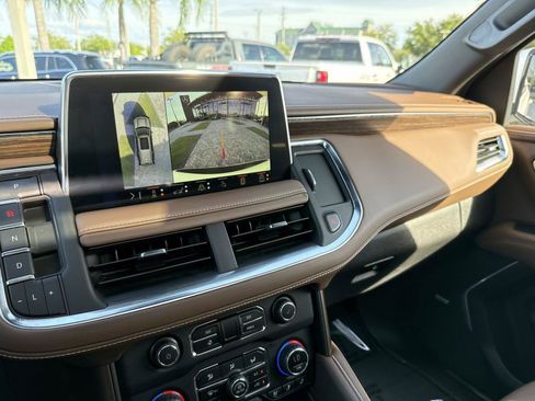 Used 2024 Chevrolet Tahoe High Country AWD/4WD image 29