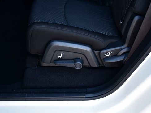 Used 2020 Dodge Journey SE w/ SE Popular Equipment Group image 21