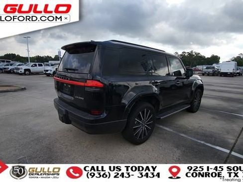 Used 2024 Lexus GX 550 w/ Accessory Package (Z1) AWD/4WD image 8