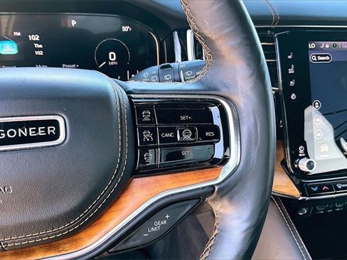 Used 2022 Jeep Grand Wagoneer Series III w/ Rear Seat Video Group 1 image 21