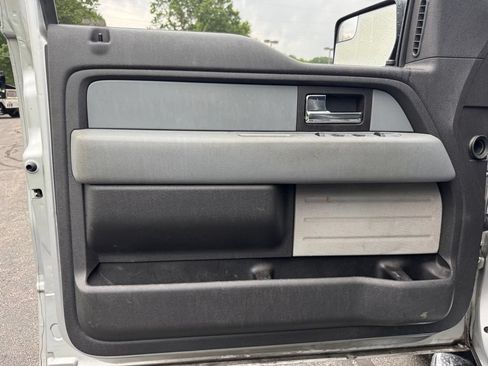 Used 2014 Ford F150 XLT w/ Equipment Group 302A Luxury AWD/4WD image 13