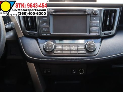 Used 2013 Toyota RAV4 XLE AWD/4WD image 19