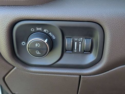 New 2026 RAM 3500 Laramie AWD/4WD image 13