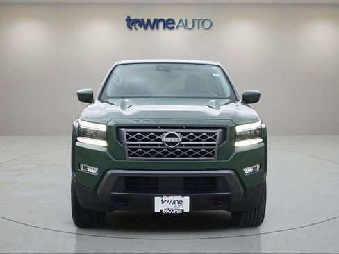 Used 2024 Nissan Frontier SL image 8