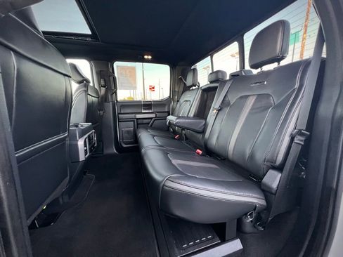 Used 2022 Ford F250 Platinum w/ FX4 Off-Road Package image 24