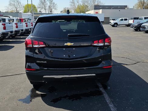 Used 2024 Chevrolet Equinox LT w/ LPO, Floor Liner Package FWD image 6