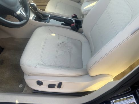 Used 2014 Volkswagen Passat TDI SE image 13