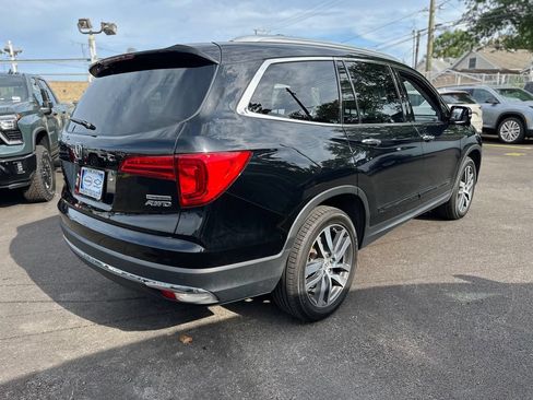 Used 2018 Honda Pilot Touring image 4