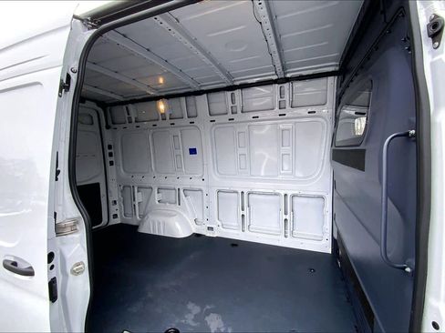 Used 2025 Mercedes-Benz Sprinter 2500 image 20
