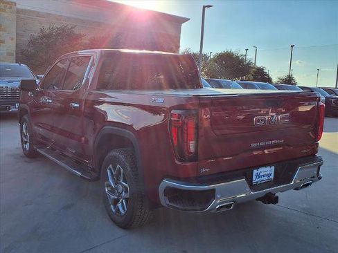 New 2026 GMC Sierra 1500 SLT image 25