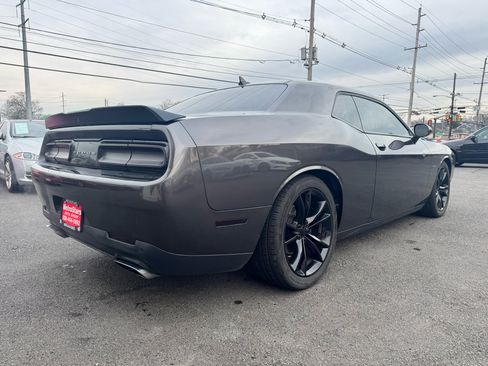 Used 2016 Dodge Challenger R/T Plus image 7