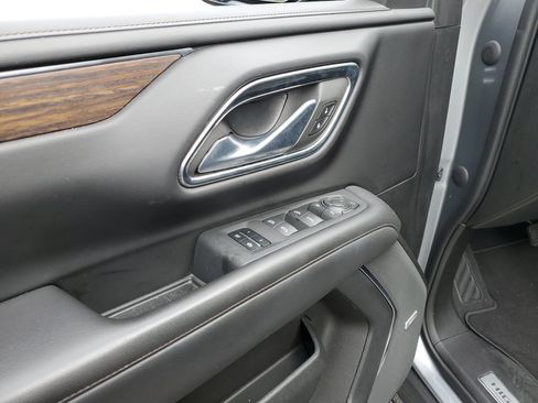 Used 2023 Chevrolet Tahoe High Country AWD/4WD image 18