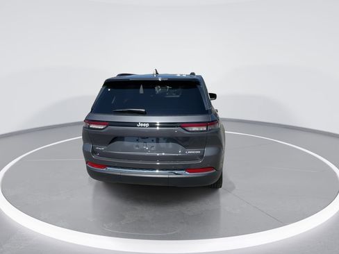 New 2025 Jeep Grand Cherokee Laredo X image 17