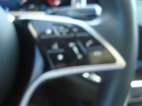 Used 2024 Mercedes-Benz E 350 4MATIC Sedan image 31