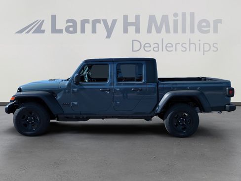 New 2026 Jeep Gladiator Sport AWD/4WD image 2