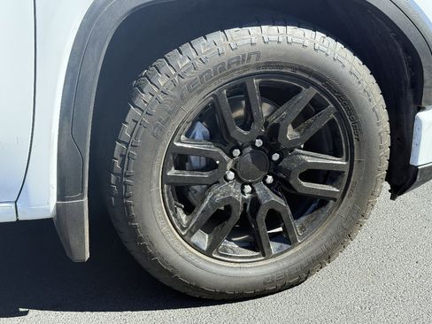 Used 2025 GMC Sierra 1500 Pro w/ Pro Value Package image 24