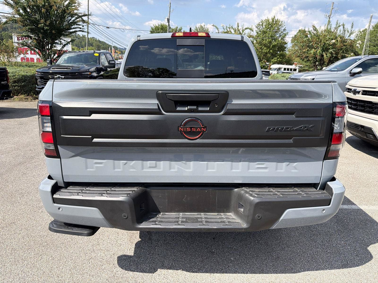Used 2025 Nissan Frontier PRO-4X w/ Interior Protection Package AWD/4WD image 3