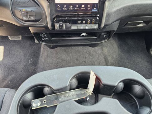 New 2026 RAM 2500 Tradesman AWD/4WD image 26