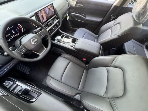 New 2026 Nissan Pathfinder SL AWD/4WD image 19