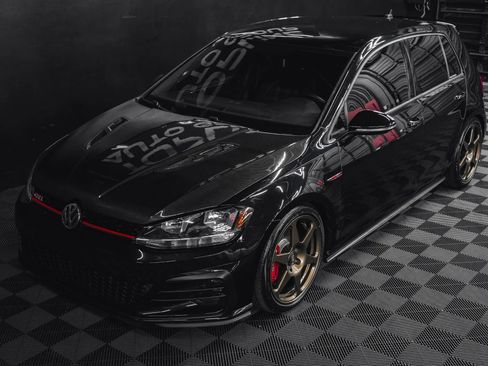 Used 2020 Volkswagen GTI S FWD image 32