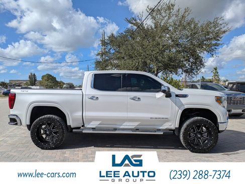 Used 2020 GMC Sierra 1500 SLT w/ SLT Premium Plus Package image 2